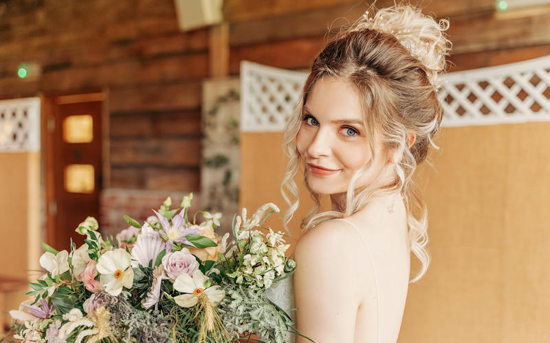 Rachel Neate | Vetted Wedding Makeup & Hair Stylist