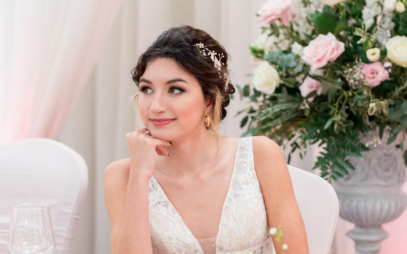 Rachel Neate | Vetted Wedding Makeup & Hair Stylist