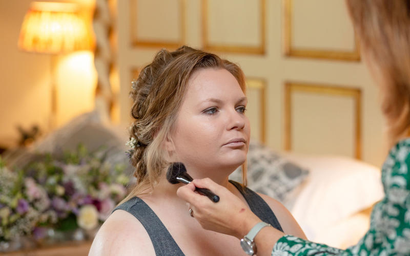 Rachel Neate | Vetted Wedding Makeup & Hair Stylist