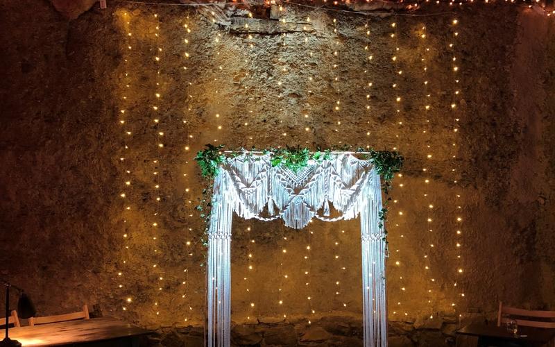 LED String Hire Whitewed approved wedding event sparkle festoon curtain fairy light hire based in Wiltshire deliver nationwide backdrop barn