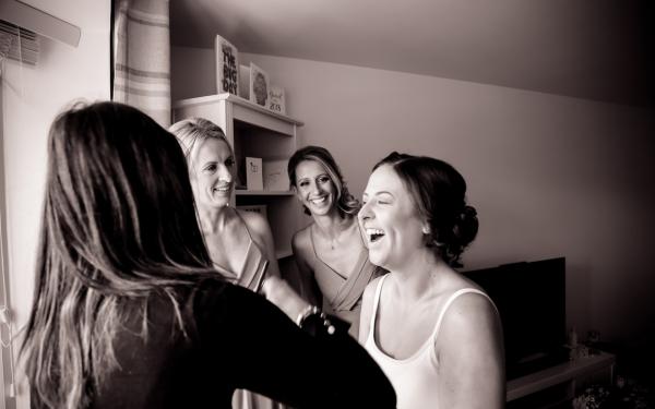 Real Wedding: Simon and Debbie at The Great Tythe Barn bridal party getting ready