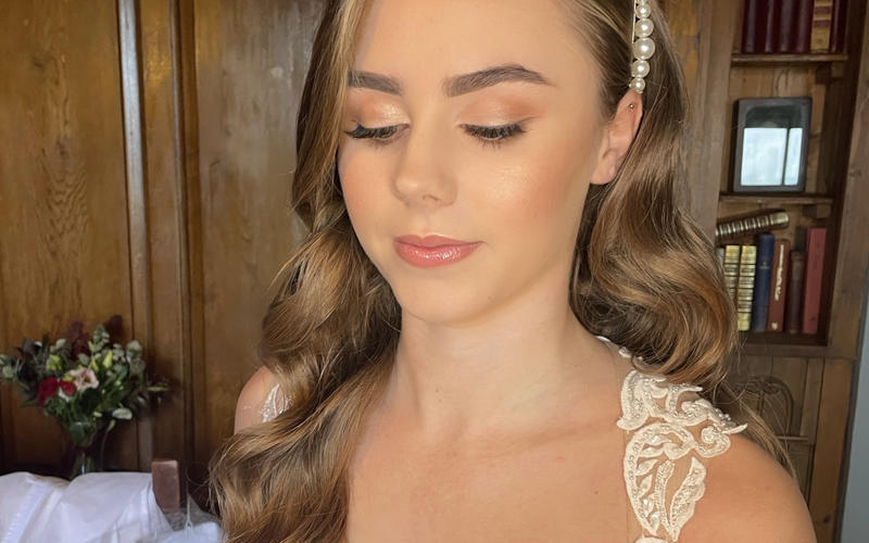 Gee Hair and Beauty | Vetted Wedding Stylist