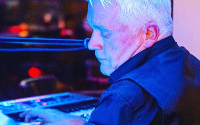 Roger Burn Piano