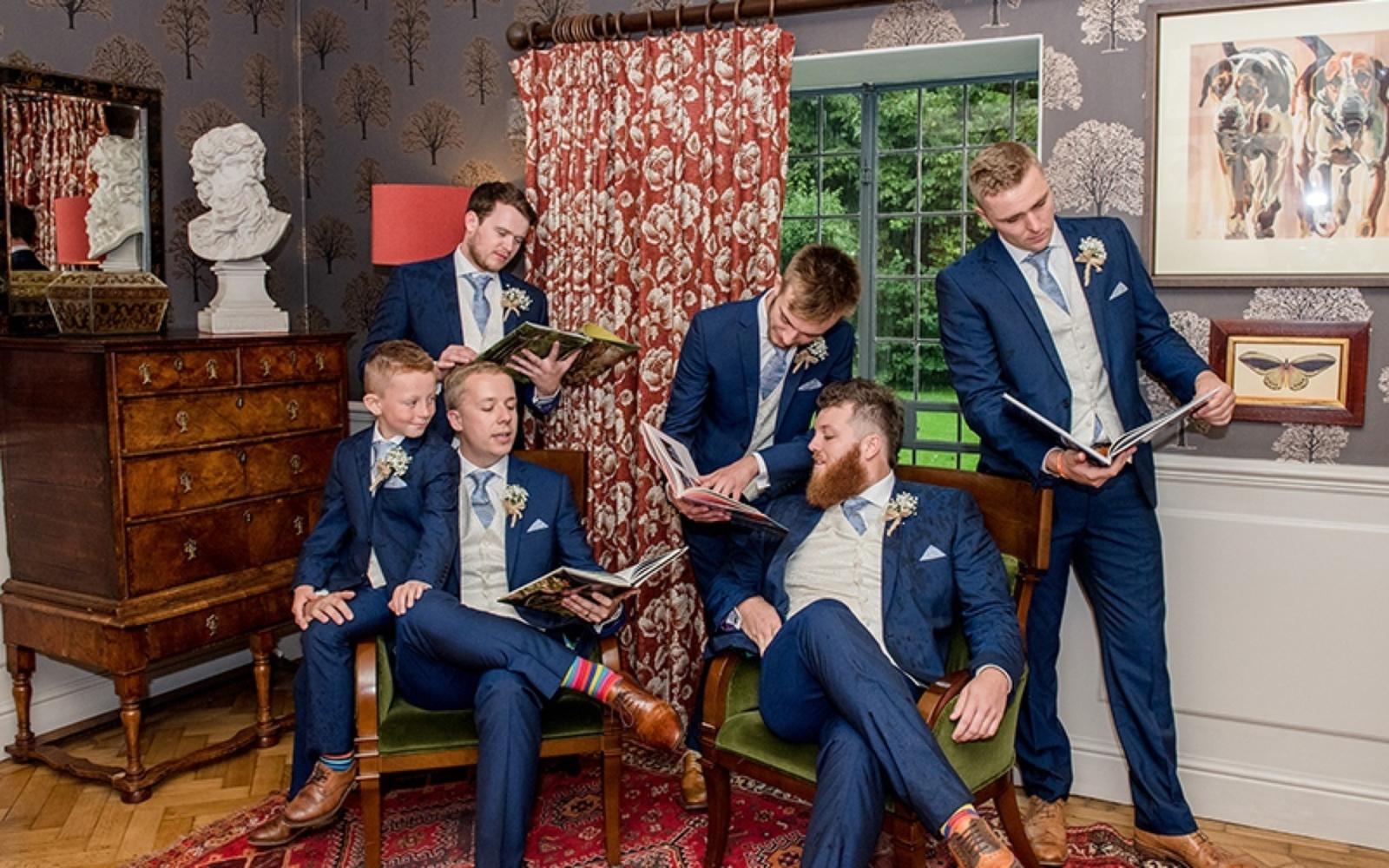 Real Wedding:Aaron & Hannah at The Hare & Hounds Tetbury