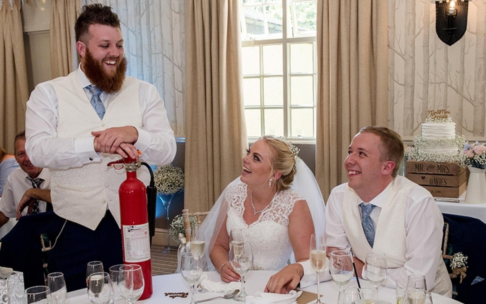Real Wedding:Aaron & Hannah at The Hare & Hounds Tetbury