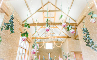 All Things Pretty Weddings Events Whitewed rustic wedding decoration decorative hire venue styling stylist bespoke Swindon Wiltshire Berkshire Oxfordshire Cotswolds Oxleaze Barn