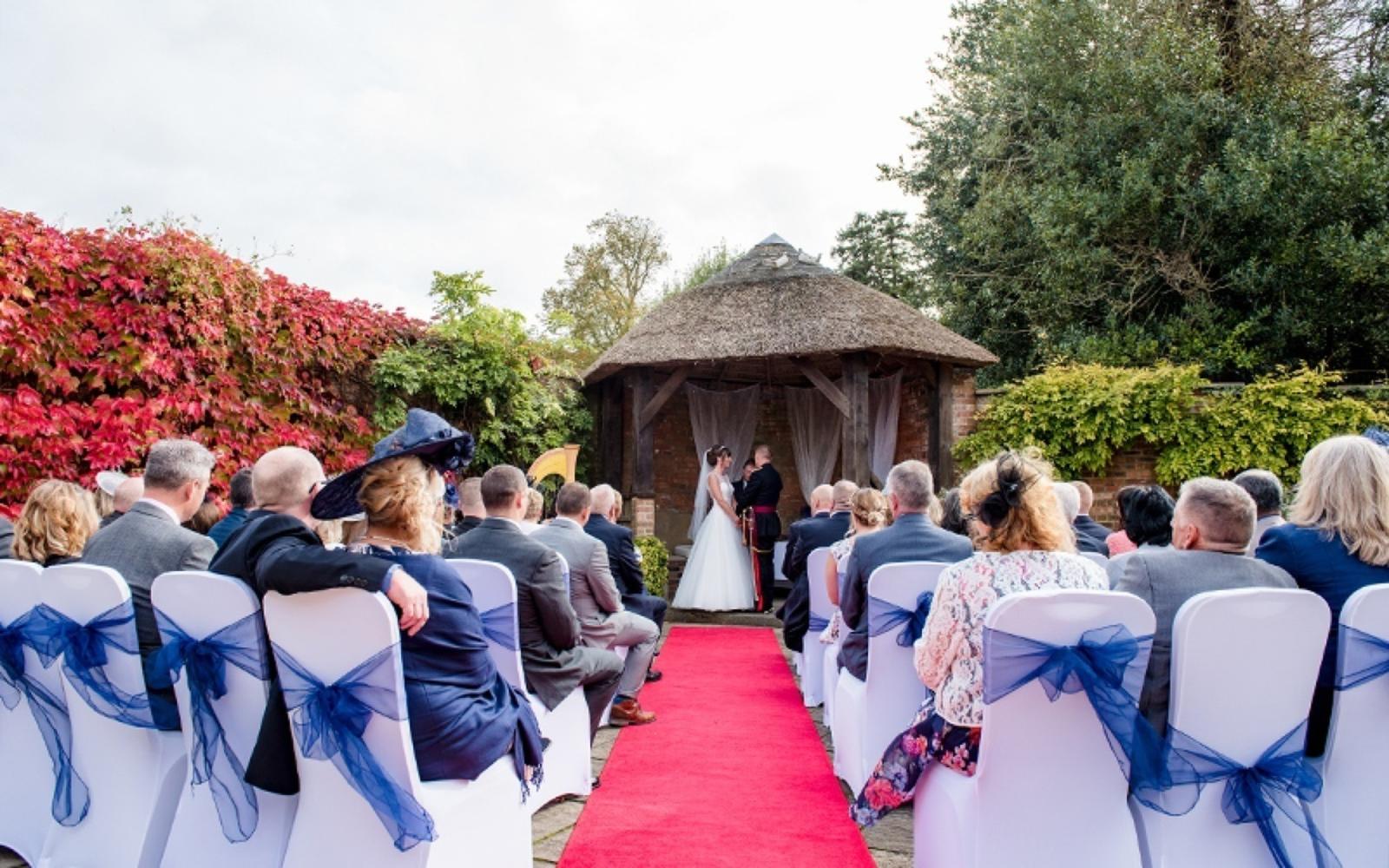 Real Wedding: Shell & Andy at Chiseldon House