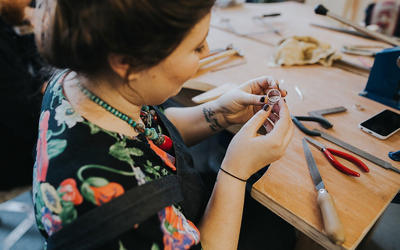 Wedding Rings & Jewellery