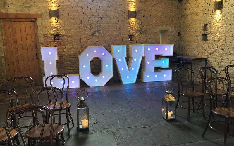 Niche Events | Vetted Venue Decor Decorative Hire