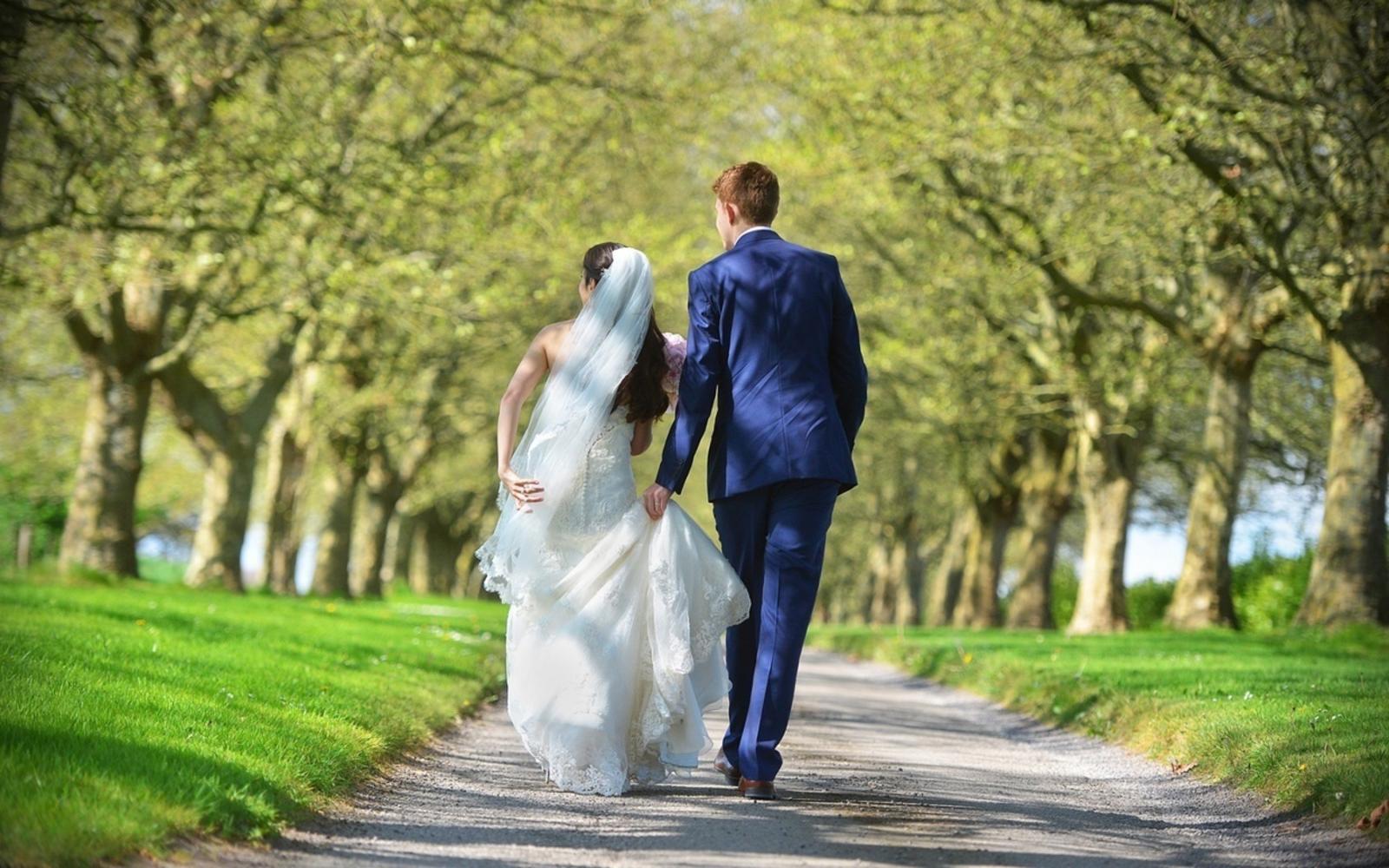 The Little Photo Company real wedding at Brympton House