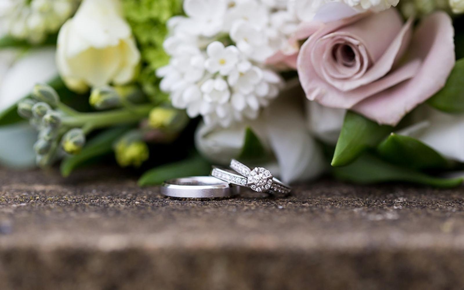Real Wedding: Emma & Oliver at Ellenborough Park