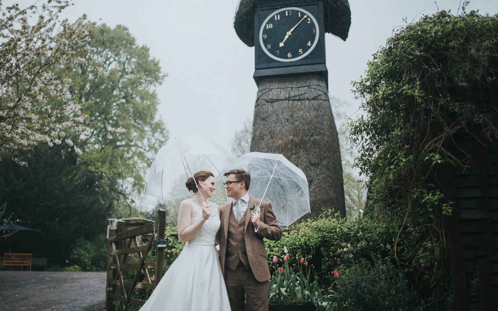 Real Wedding: Sarah & Joe at Clock Barn, Hampshire