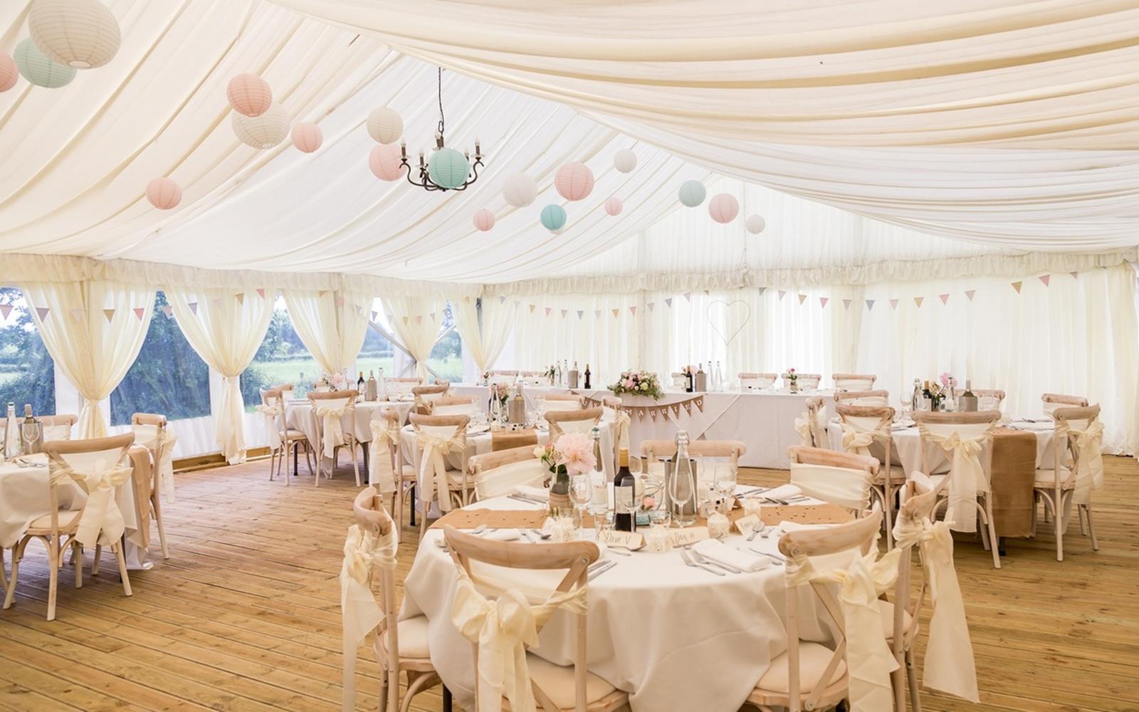 Real Wedding: Lauren and Darren at Stanton Manor, Wiltshire