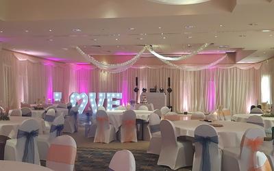 Disco Superstars Whitewed Directory approved bespoke professional full time mobile wedding DJ Swindon Wiltshire venue playlist online sound lighting uplighters  HD projected static animated monograms white sparkly booth