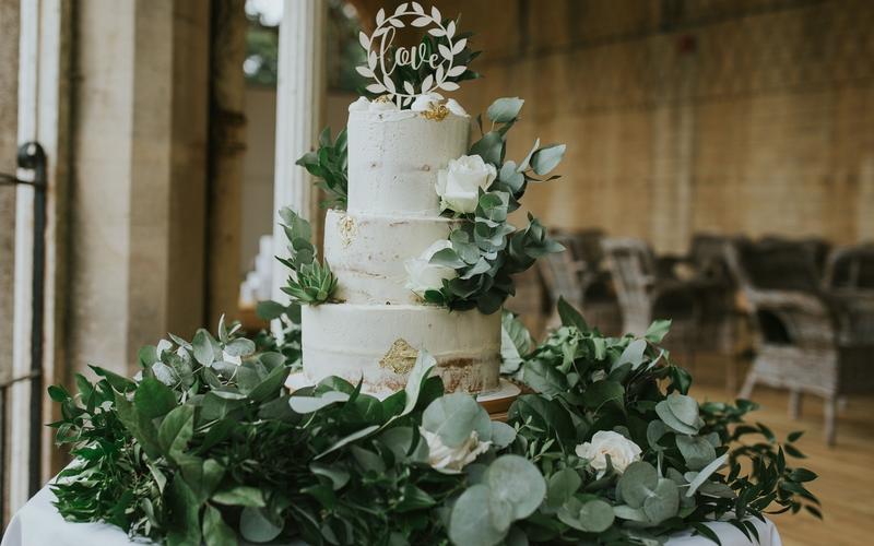 Meet Hannah Culley's Cakes, one of  Finalists in The Whitewed Directory Awards!