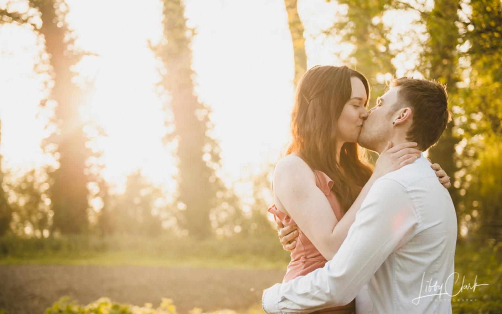 Engagement Shoot: Shaun & Jade in Lechlade