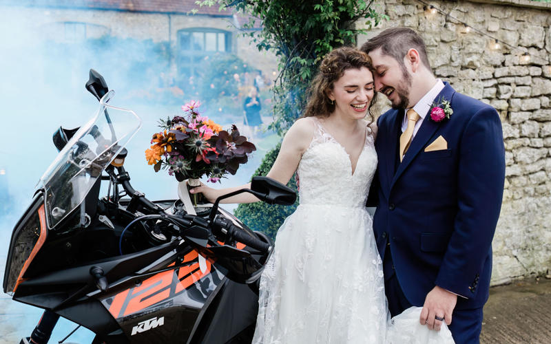 Queen Bea Photography | Vetted Wedding Photographer