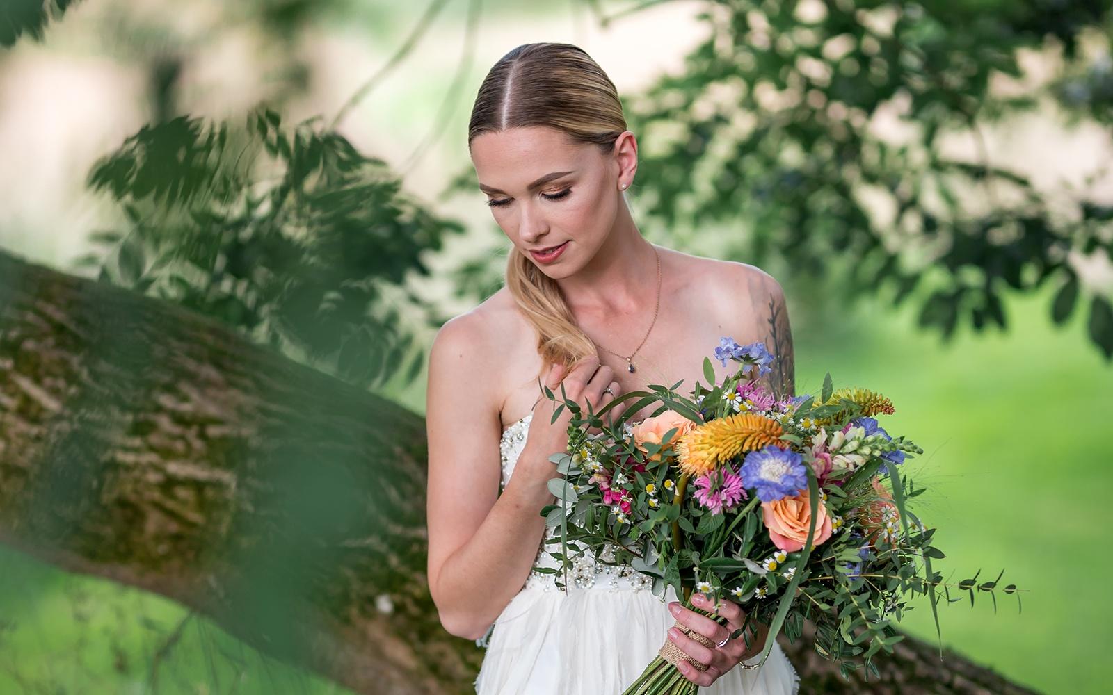 Whitewed Directory real wedding inspiration styled shoot by Copper & Blossom Wiltshire photographer oxfam dress eco friendly