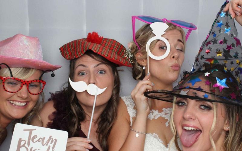 H & H Photography Whitewed wedding photographer photo booth white inflatable glow lights props Wotton Under Edge Gloucestershire