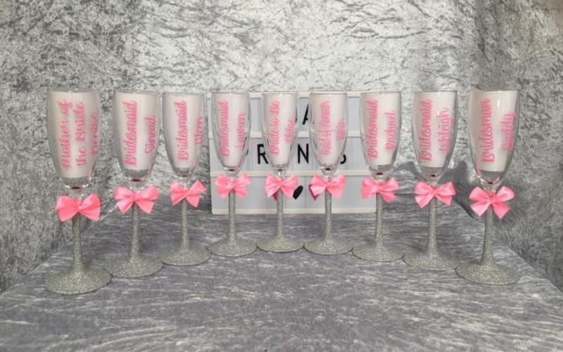 UNA Prints Whitewed Directory approved studio bespoke personalised wedding gifts accessories theme colour scheme Swindon Wiltshire nationwide delivery bridal party glasses glitter bows