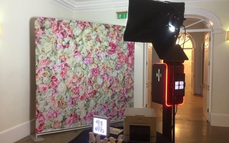SmileyBooths Cotswolds Whitewed Directory approved wedding party premium open photo booth  flower wall back drop green screen props high quality photos GIFs and boomerangs Redditch Worcestershire