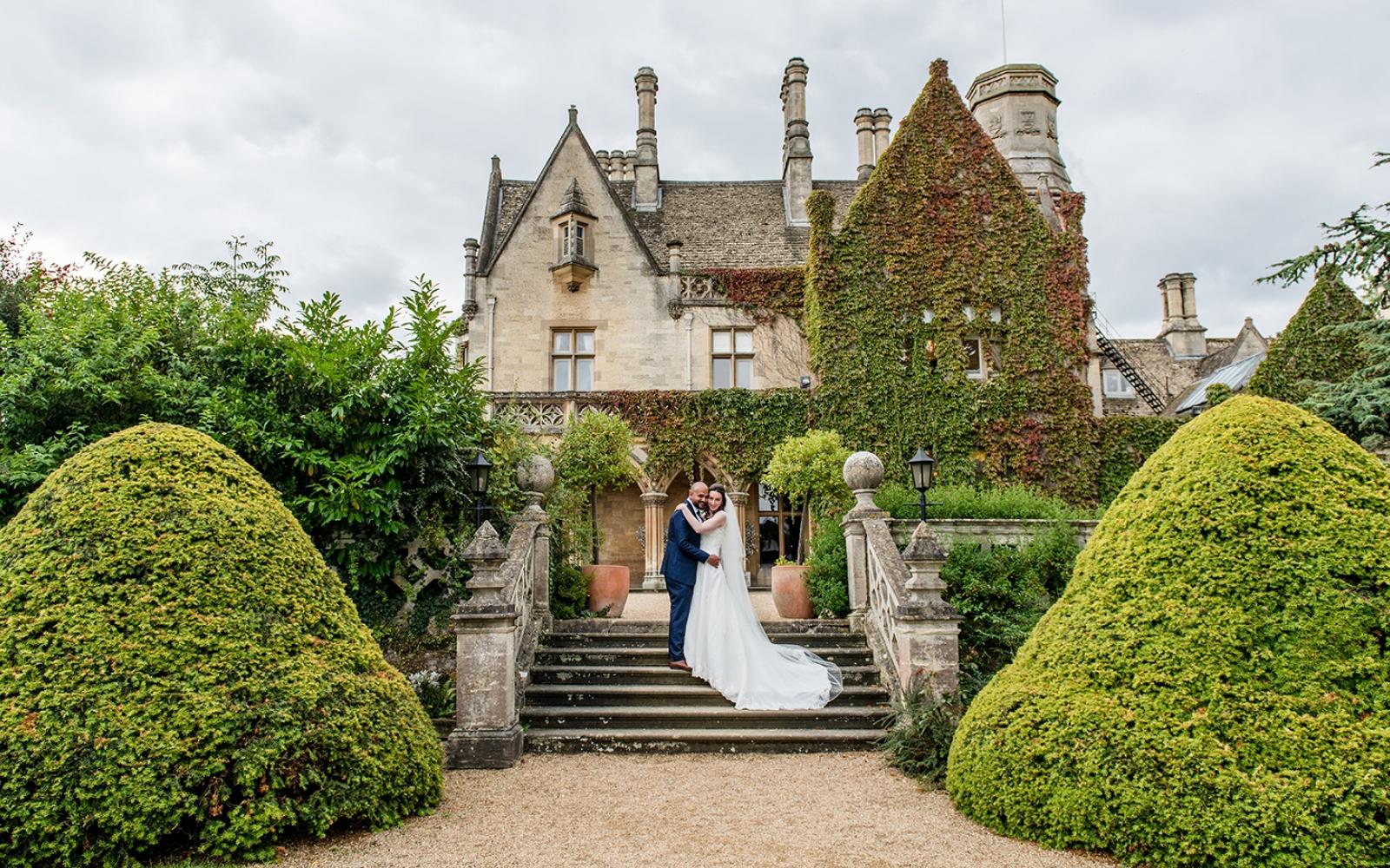 Capture Every Moment Real Wedding Manor by the Lake Cotswolds