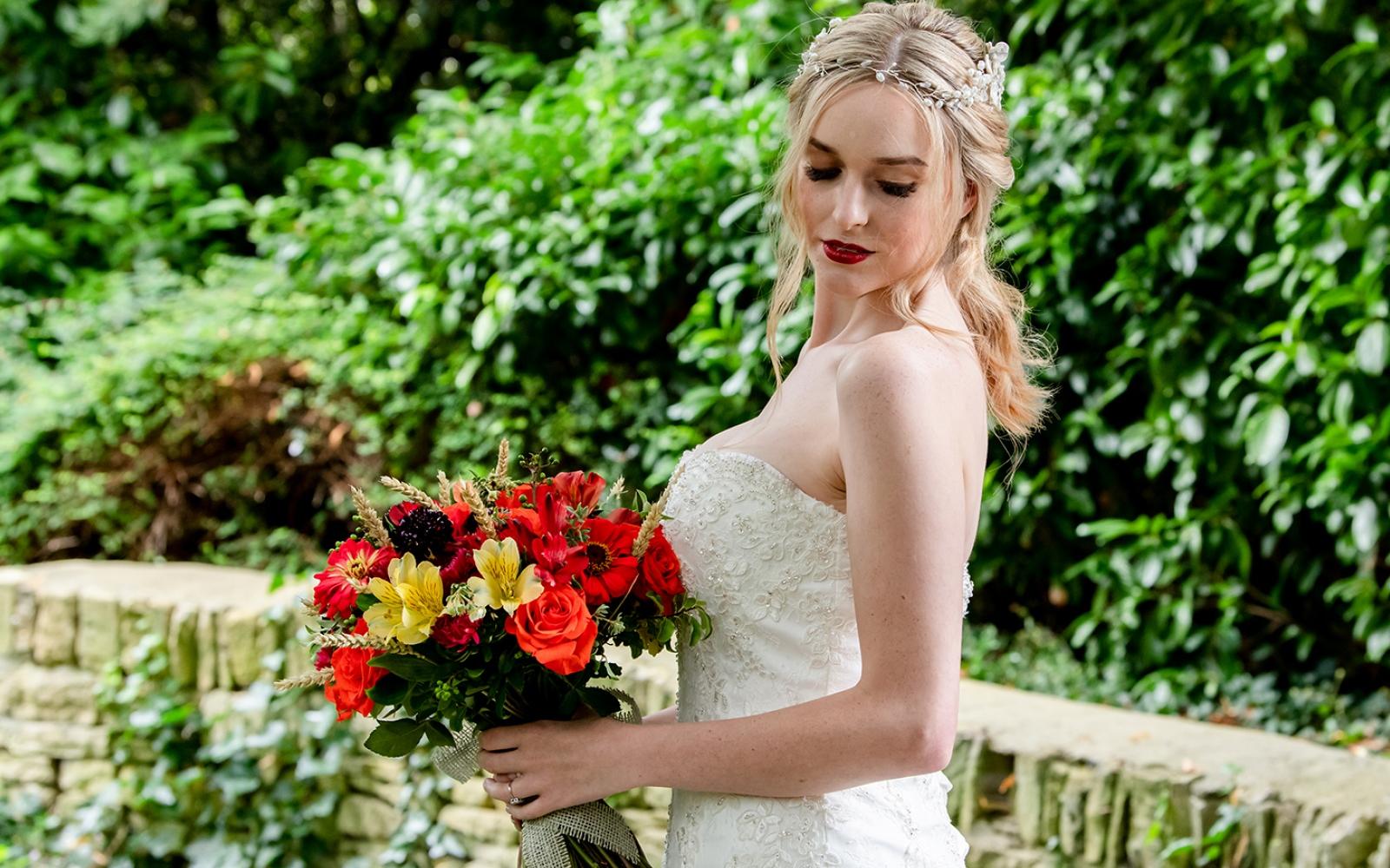 Make Up By Carissa makeup artist Cirencester Gloucestershire cruelty free make-up styled shoot Stratton House Cotswold autumnal bridal bouquet fitted wedding dress