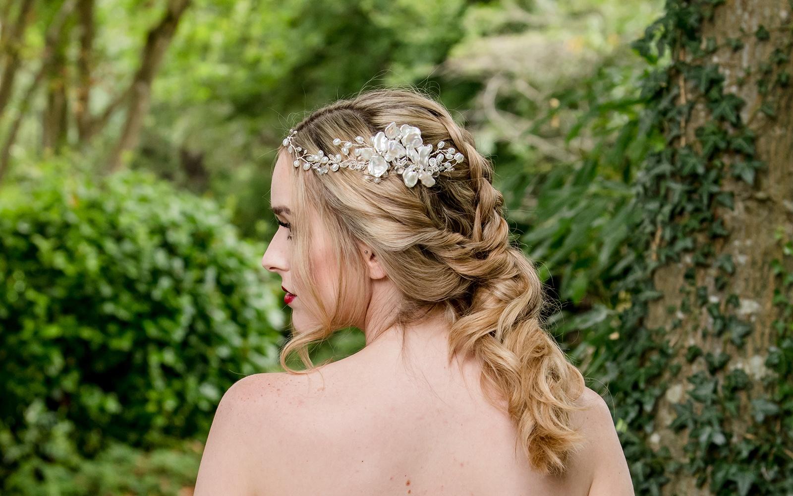 Make Up By Carissa makeup artist Cirencester Gloucestershire cruelty free make-up styled shoot Stratton House Cotswold bridal hair piece