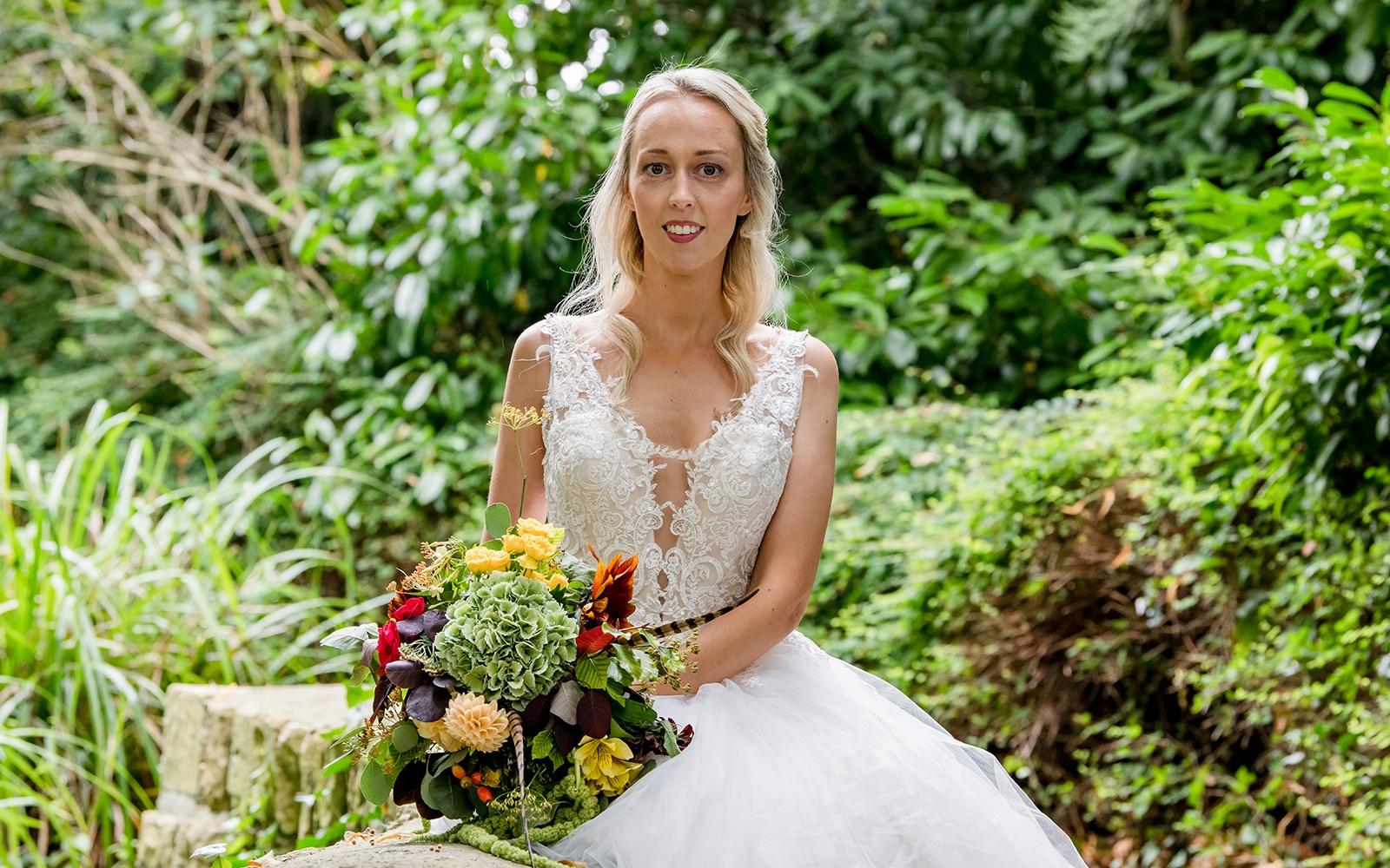 Make Up By Carissa makeup artist Cirencester Gloucestershire cruelty free make-up styled shoot Stratton House Cotswold lace bodice autumnal tones