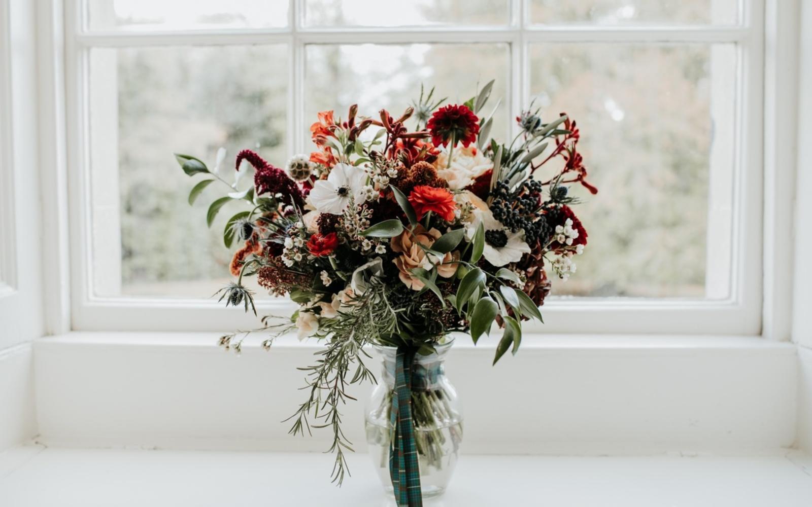 Hibiscus & Hodge Flowers real wedding florist Wiltshire Leigh Park Hotel Bradford-on-Avon bridal bouquet