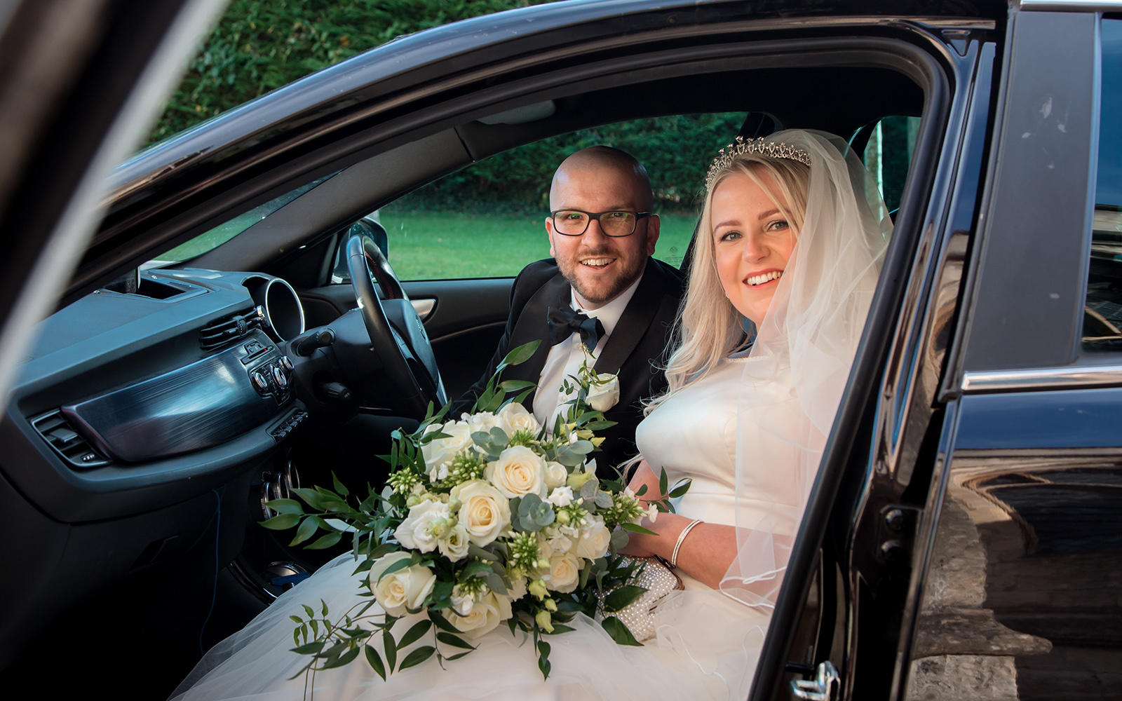 Copper and Blossom Photography Real Wedding Bowood House Wiltshire Bride Groom