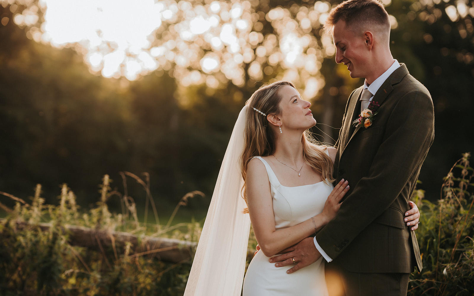 Lauren & Arthur's beautiful wedding at The Ridgeway Barns, Wiltshire