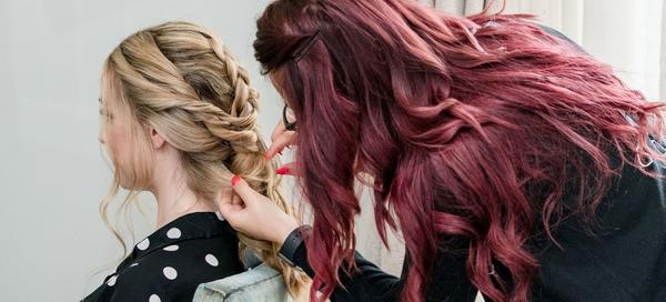 January supplier of the month Whitewed directory blog Vik's Hairdressing Swindon Wiltshire Gloucestershire Cotswold mobile hairdresser wedding hair stylist bridal loose fishtail plait