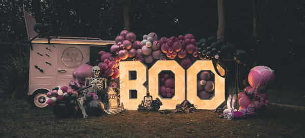 Halloween styled shoot - Photography: Photos by Stephen