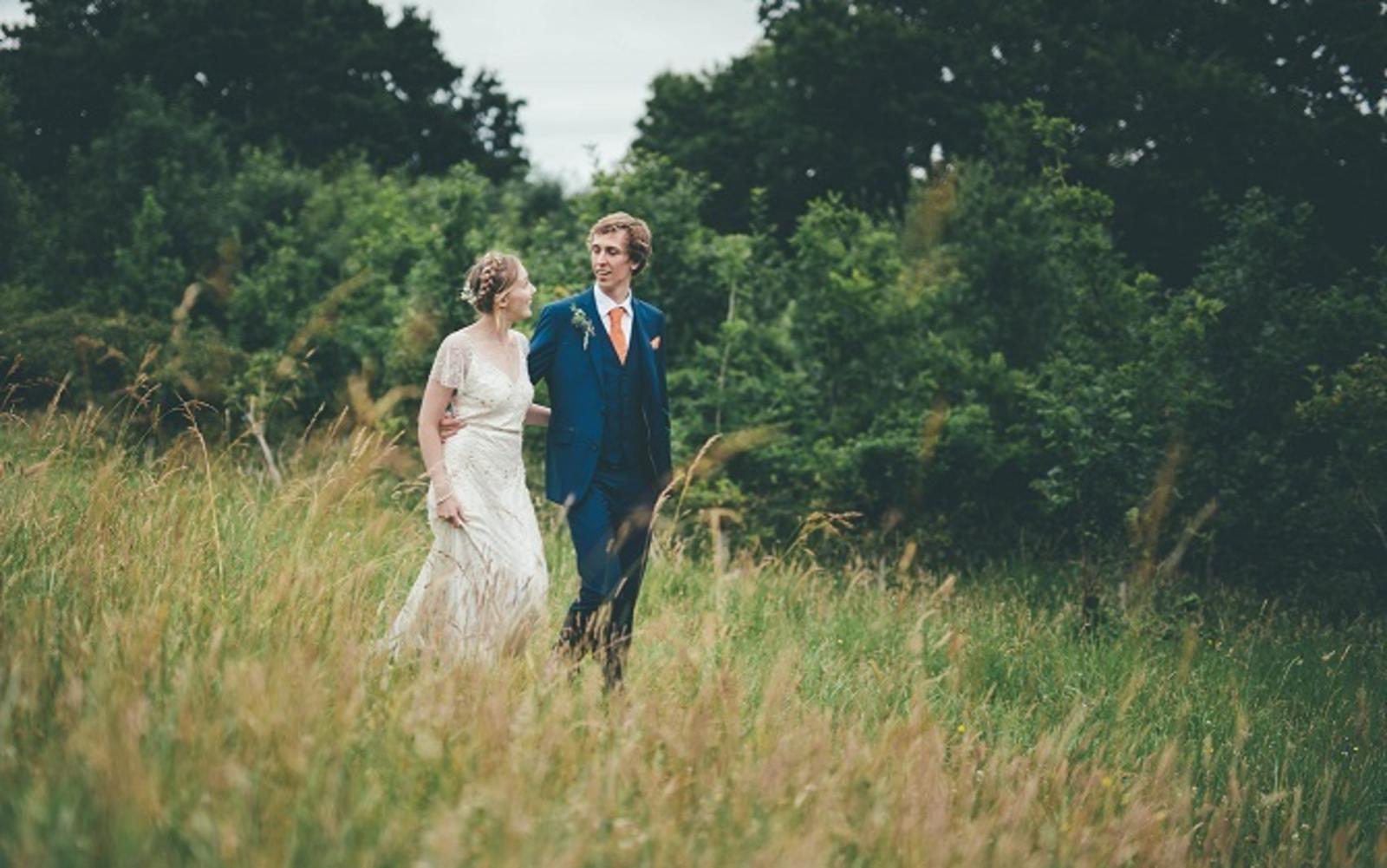 Real Wedding: Bex & Adam at Chew Valley Lake
