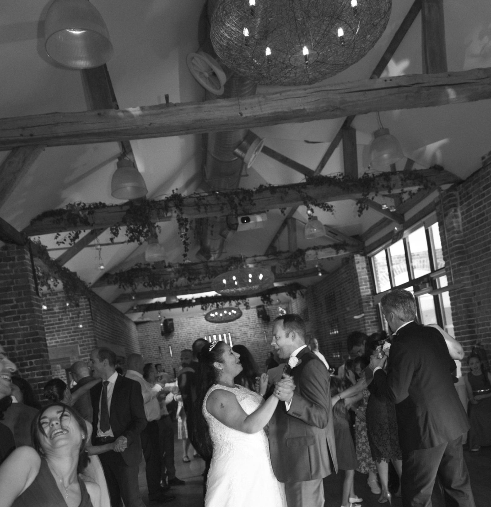 Real Wedding: Sharon & Andy, Wasing Park Barn, Berkshire