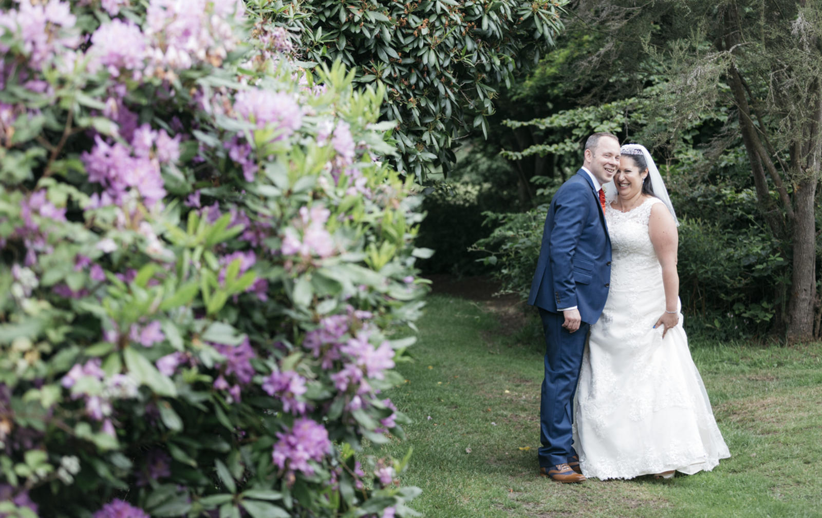 Real Wedding: Sharon & Andy, Wasing Park Barn, Berkshire