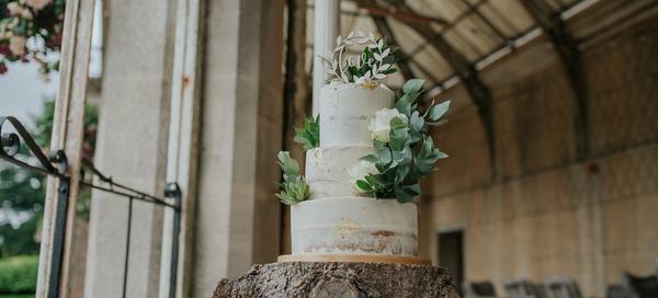 Hannah Culley Cakes | Wedding Cake Swindon Wiltshire