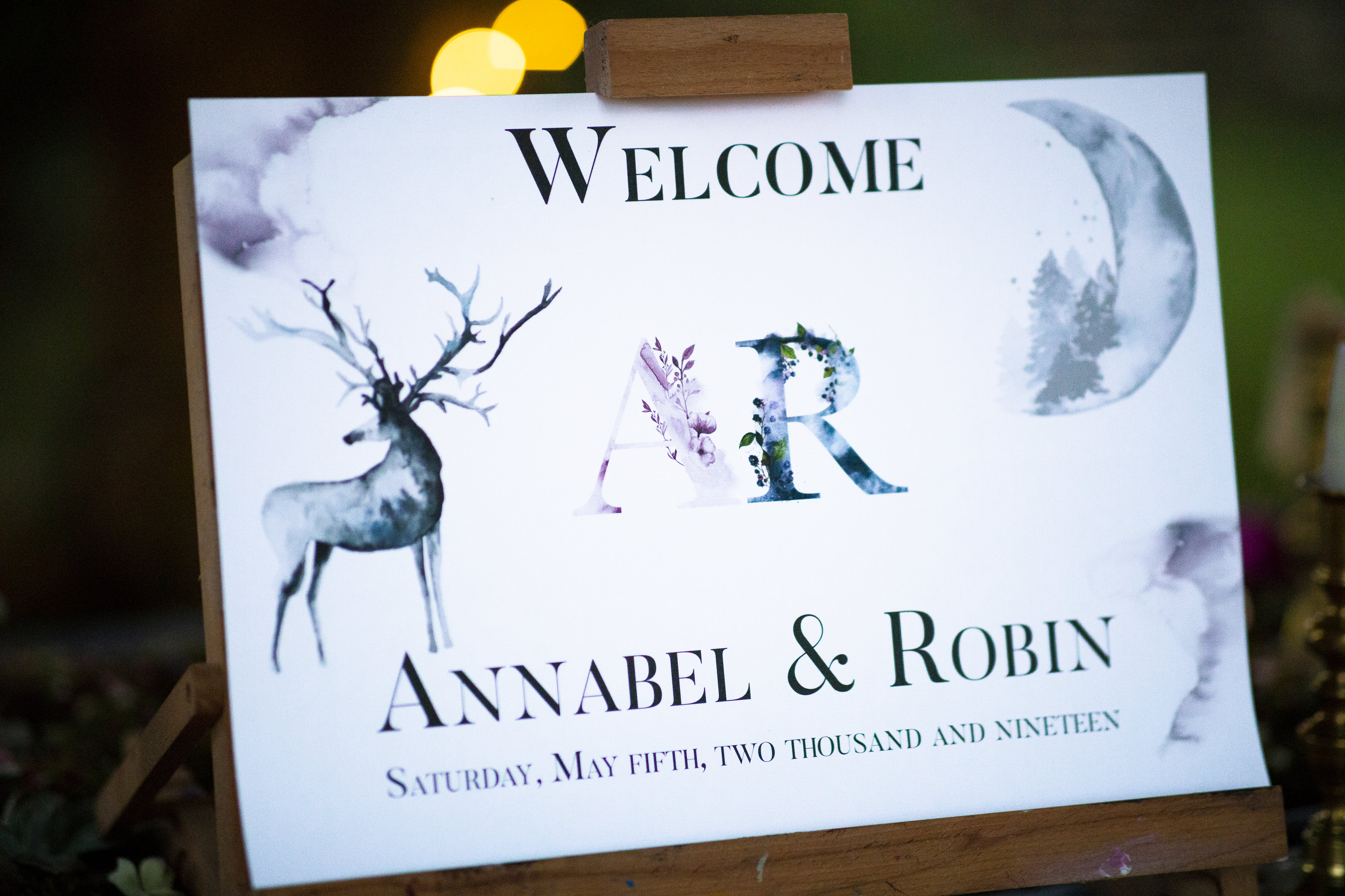 Whitewed Directory from the professionals blog on the seating plan stationery designers wedding welcome sign